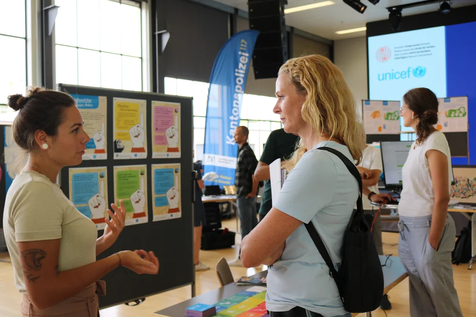 Stimmung Tagung Kinderrechte 2022 Marktplatz